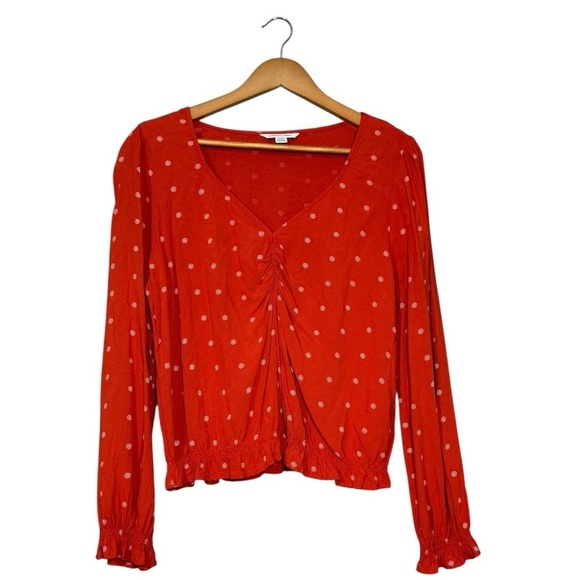 American Eagle Outfitters Tops - American Eagle Red Floral Polka Dot Blouse Women’s Size Medium
